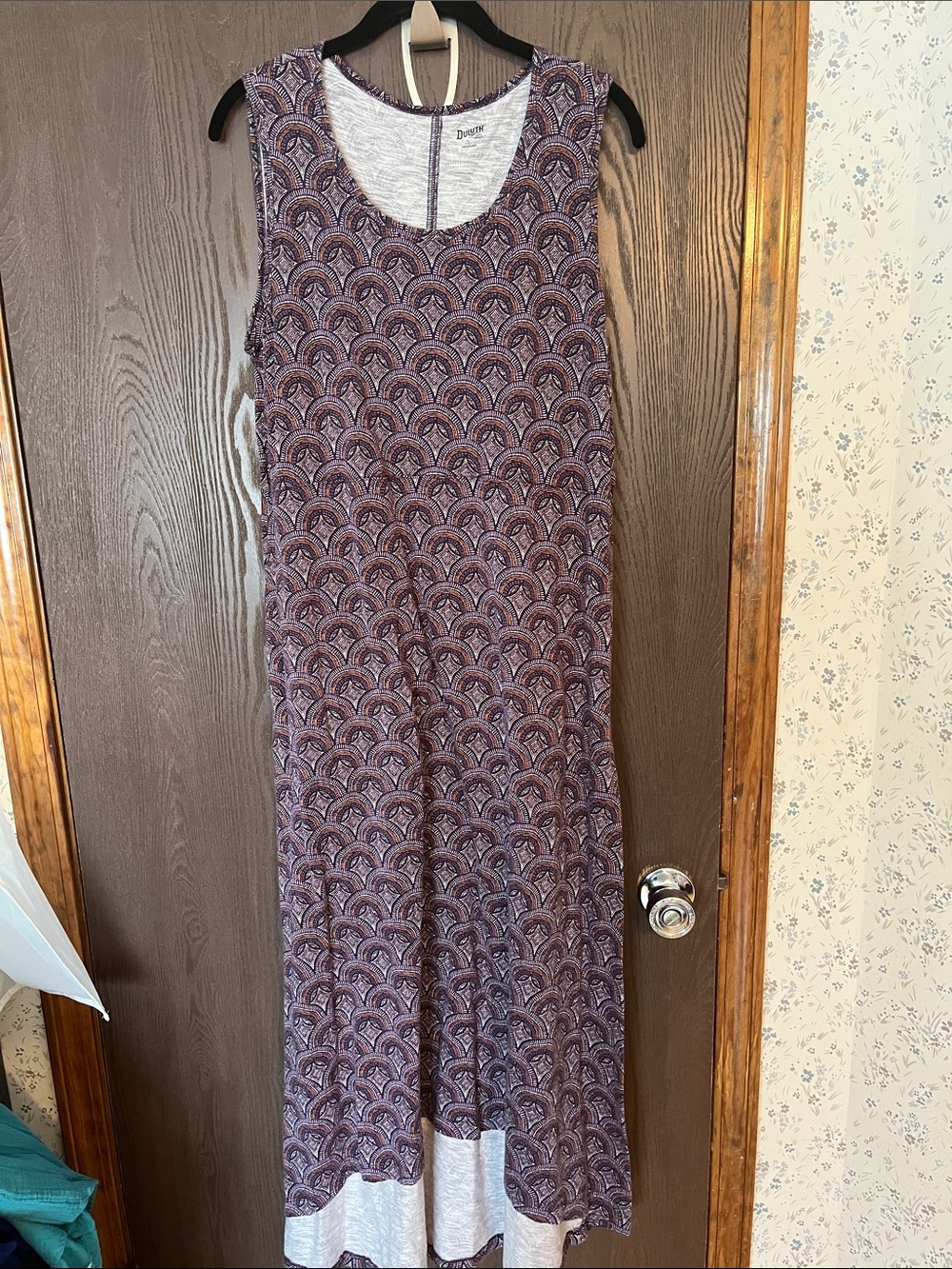 Duluth Trading Co Purple Patterned Sleeveless Maxi Dress